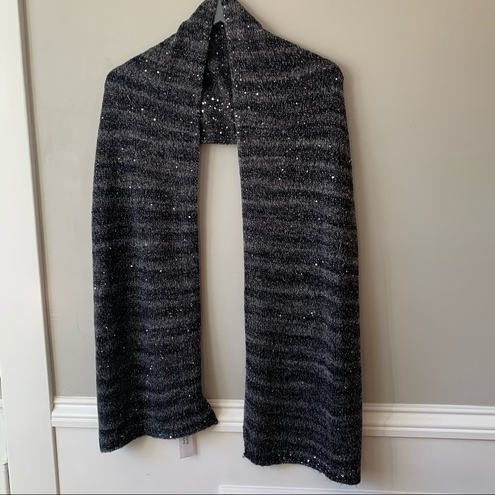 Gorgeous sparkly scarf